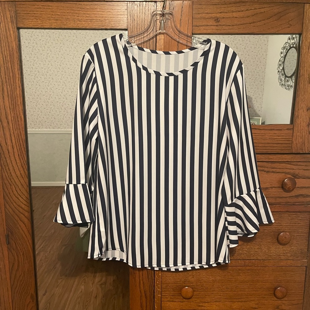 Women's Striped Blue\White M Top